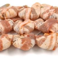 Шашлык из креветки в беконе с/м