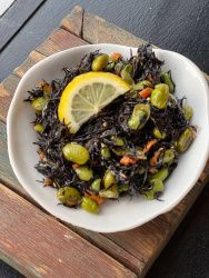 Салат из хиджики с бобами Эдамаме Хиджики Сарада 0,2кг.