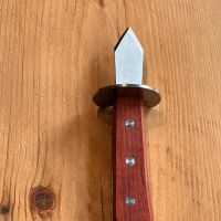 Нож устричный 3